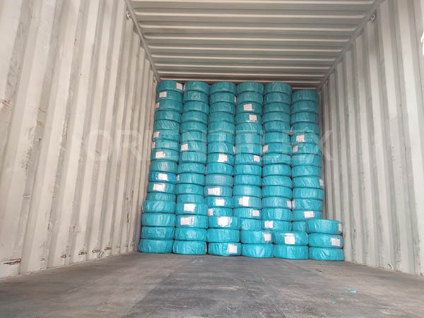 hydrualic hose loading