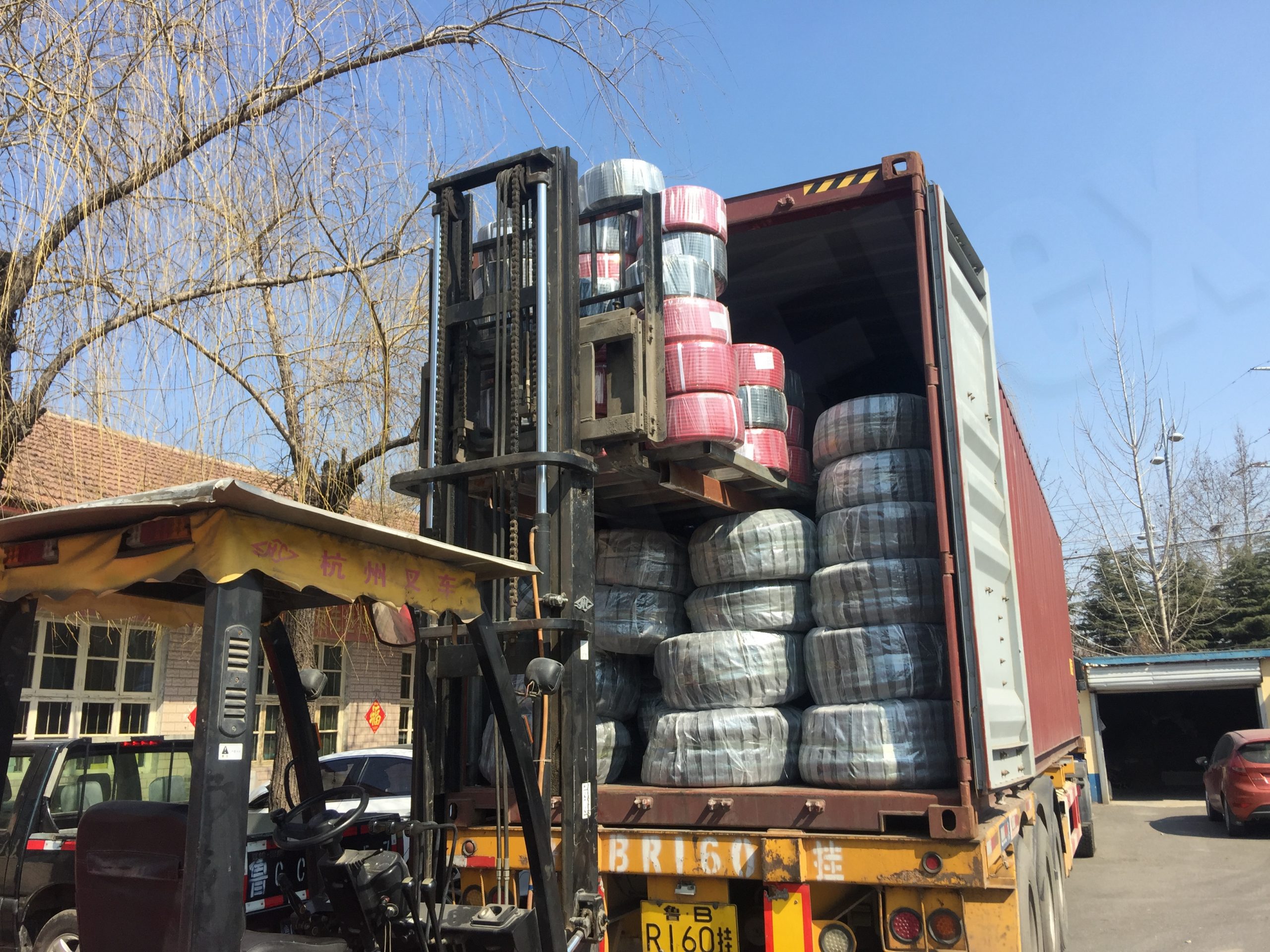 welding hose laoding